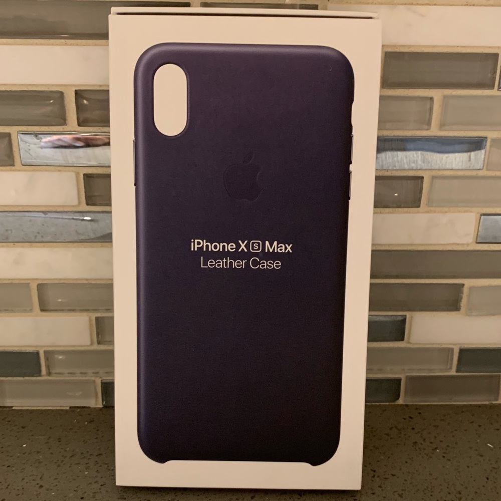iPhone XS Max leather case!